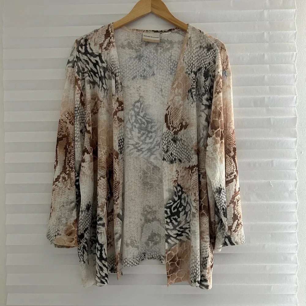 Alfred Dunner‎ Woman Animal Print Open Front Cardigan Brown Tan Grey Snake Print